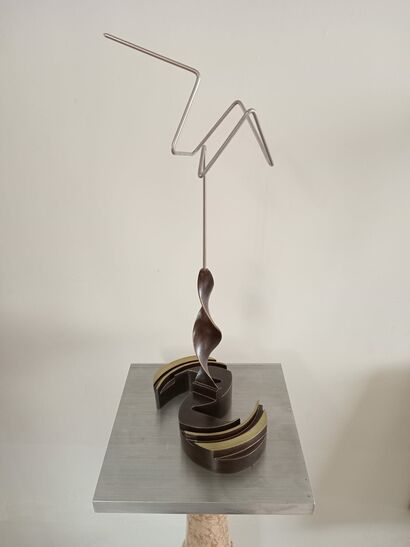 INTERNAL CONFLICT - a Sculpture & Installation Artowrk by MAO